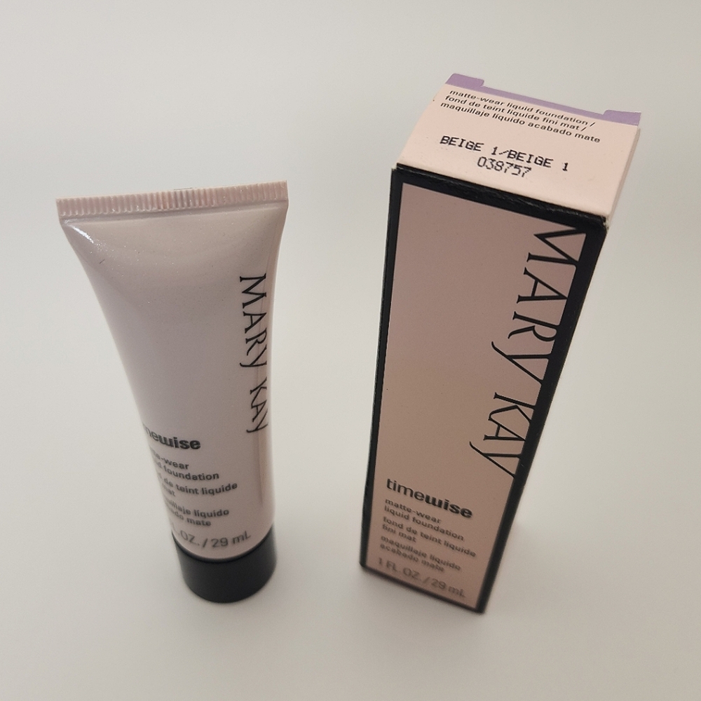 Mary Kay 038757 TIMEWISE Matte-Wear BEIGE 1 Liquid Foundation 1 oz NOS Disct'd